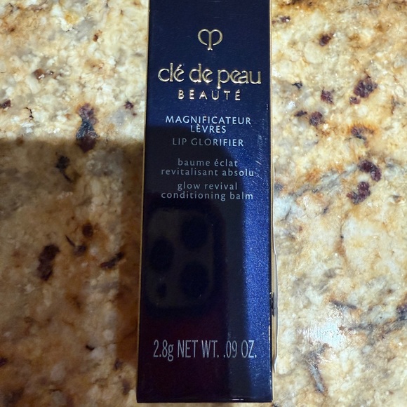 CLE DE PEAU BEAUTEThe Precious Lipstick$110 new